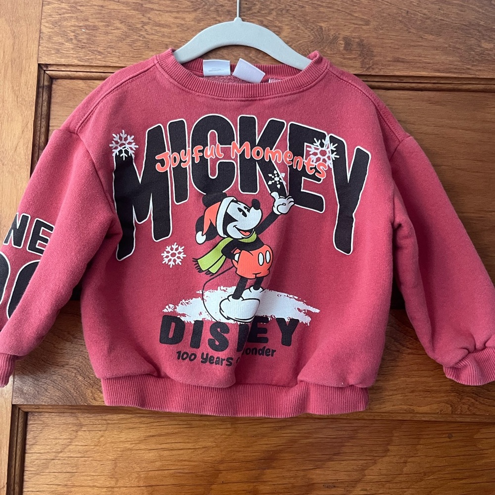 Zara Mickey Holiday Sweatshirt size 3-4 years